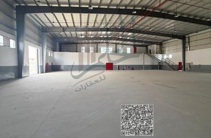 Warehouse - Studio - 2 Bathrooms for rent in Umm Al Thuoob - Umm Al Quwain