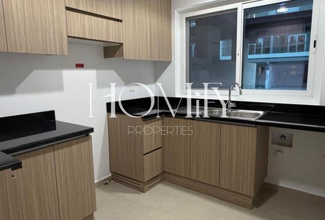 121982109 - Property Image 2