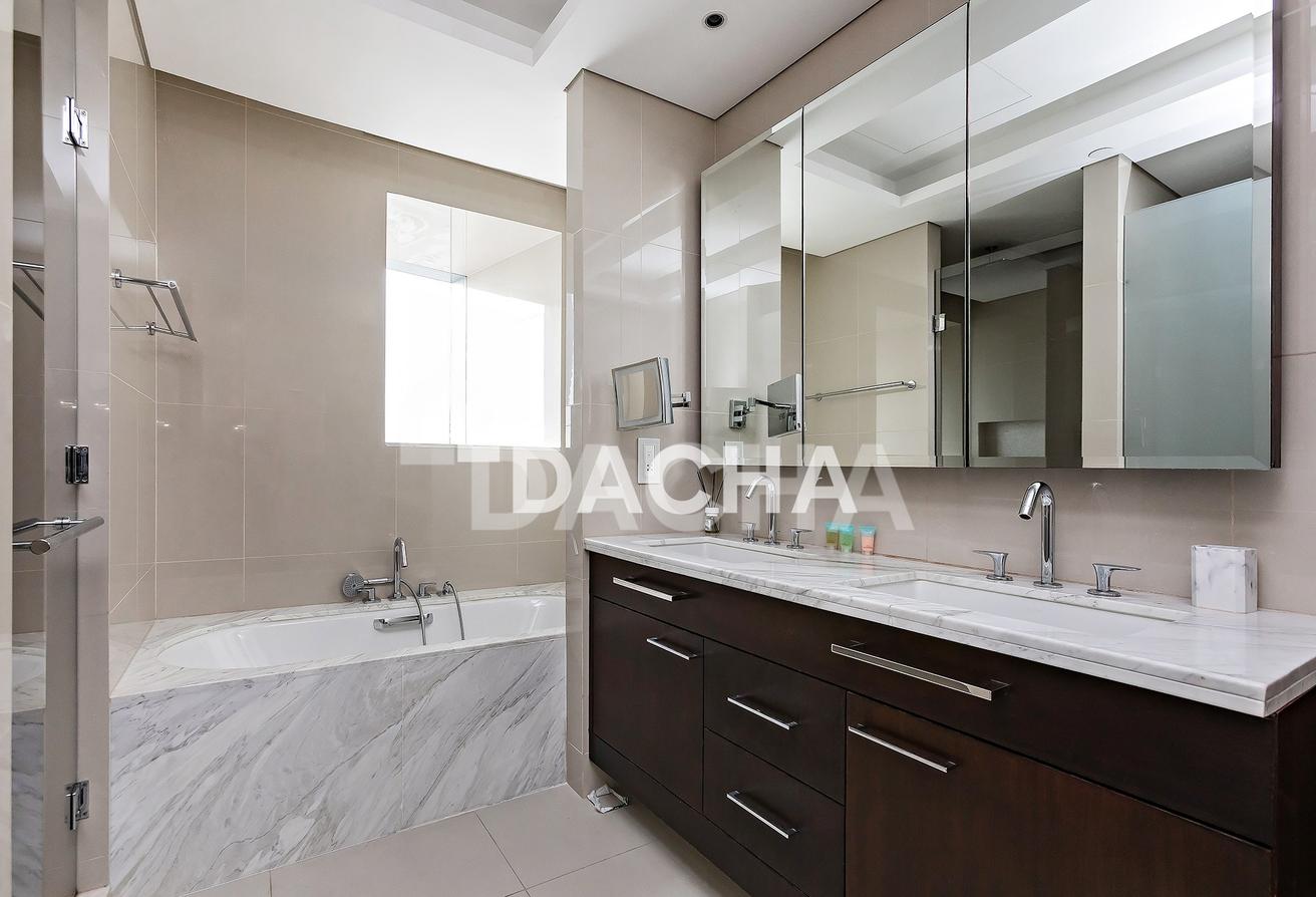 3 Bedrooms | Vacant | DIFC and Seaview photo 15