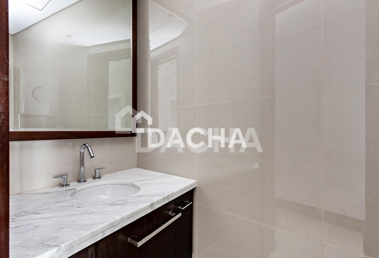 3 Bedrooms | Vacant | DIFC and Seaview photo 10
