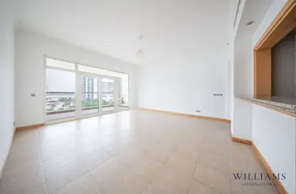 Apartment - 2 Bedrooms - 4 Bathrooms for rent in Al Dabas - Shoreline Apartments - Palm Jumeirah - Dubai