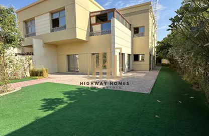 فيلا - 5 غرف نوم - 7 حمامات للبيع في الشارقة جاردن سيتي - الشارقة