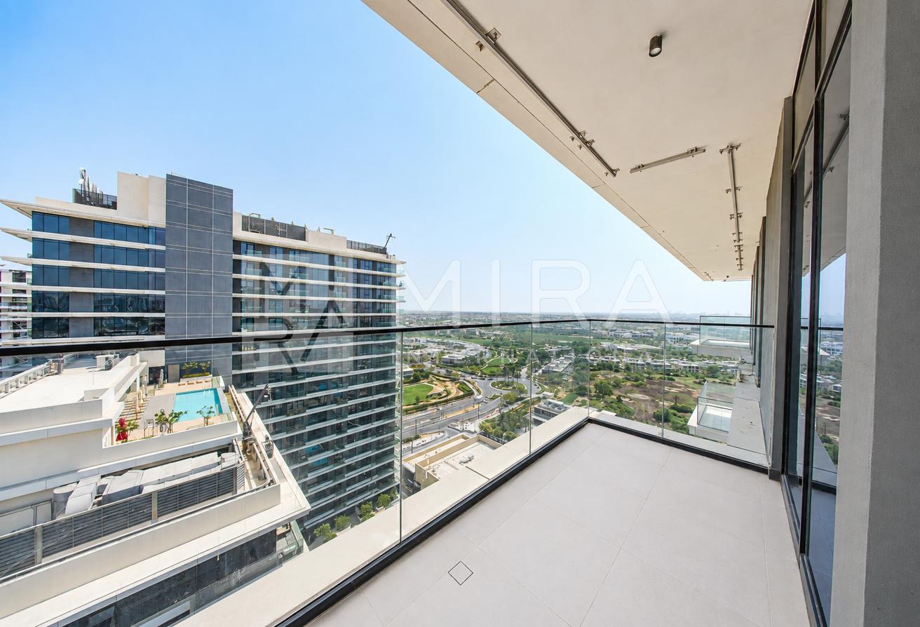 Highest Floor | Semi Furnished | Chiller-Free photo 12