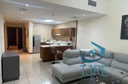 Apartment - 1 Bedroom - 2 Bathrooms for rent in Sulafa Tower - Dubai Marina - Dubai