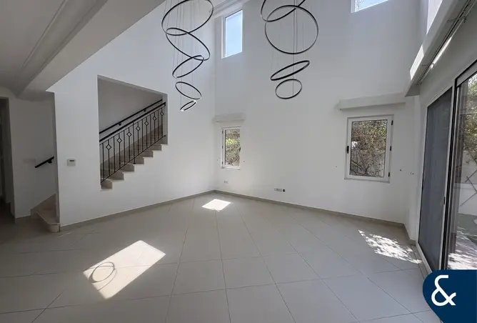 162770855 - Property Image 3