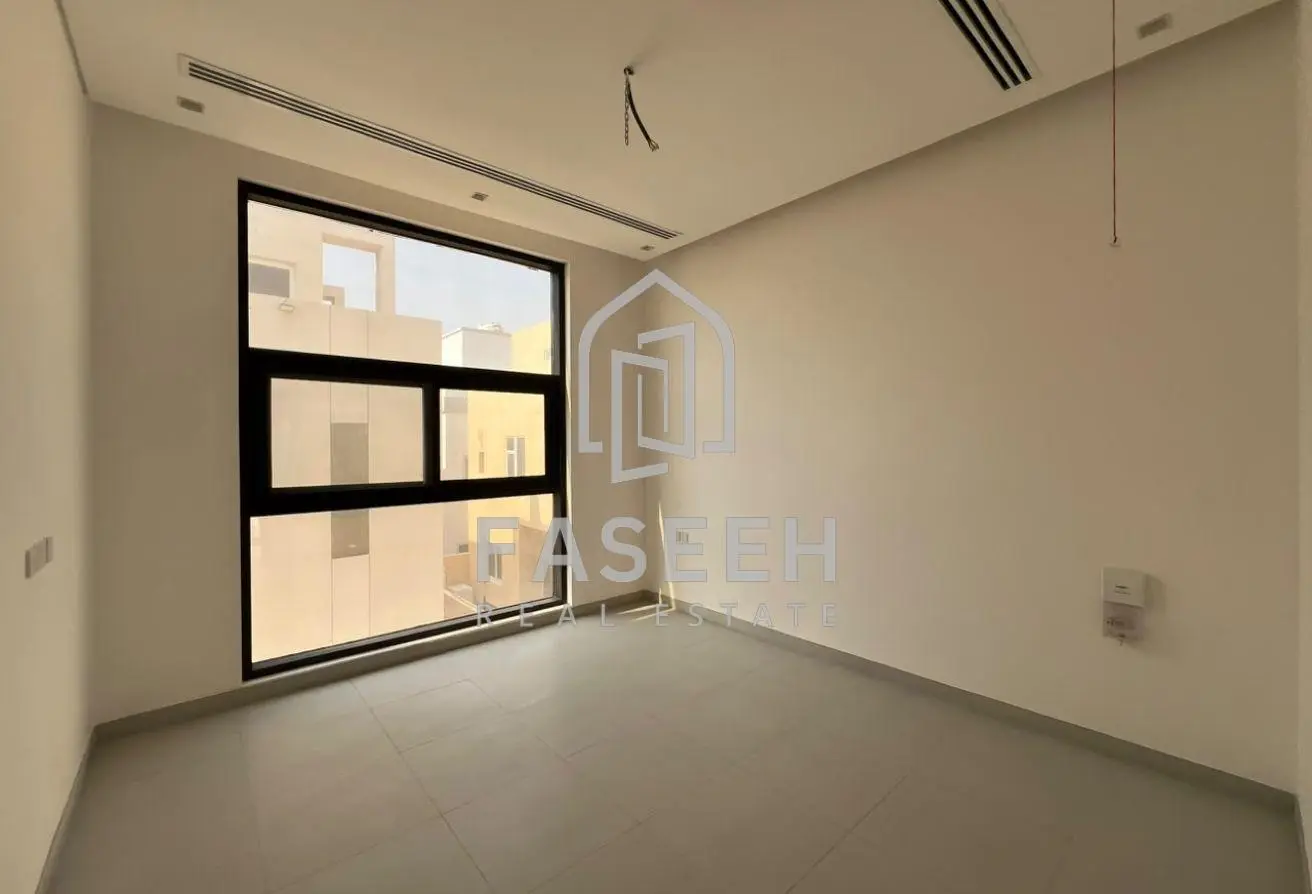 166058830 - Property Main Image