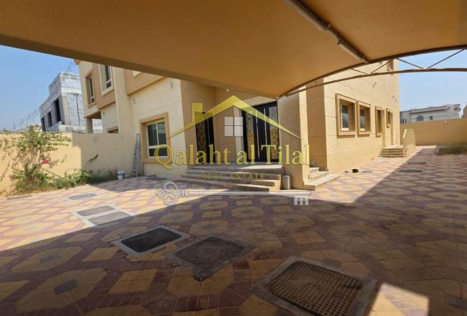 115911404 - Property Image 2