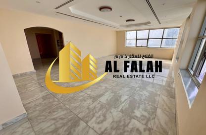 Apartment - 3 - 4 for rent in Al Majaz 3 - Al Majaz - Sharjah