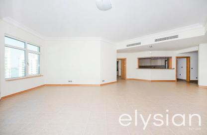 Apartment - 3 Bedrooms - 4 Bathrooms for sale in Al Tamr - Shoreline Apartments - Palm Jumeirah - Dubai