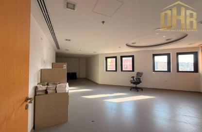 Retail - Studio for rent in Ibn Sina Building - Dubai Healthcare City - Bur Dubai - Dubai Retail - Studio for rent in Ibn Sina Building - Dubai Healthcare City - Bur Dubai - Dubai