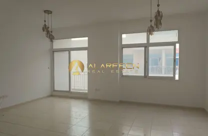 Apartment - 3 Bedrooms - 4 Bathrooms for sale in Tala 2 - Queue Point - Liwan - Dubai Land - Dubai