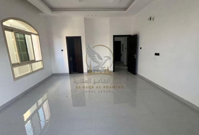 142860358 - Property Image 2
