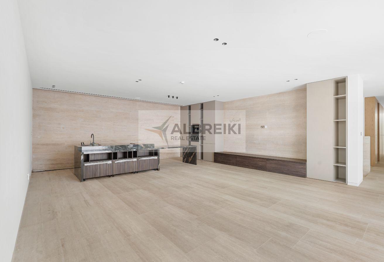 Brand New 5 BR| Iconic Design| Luminous Interior photo 10