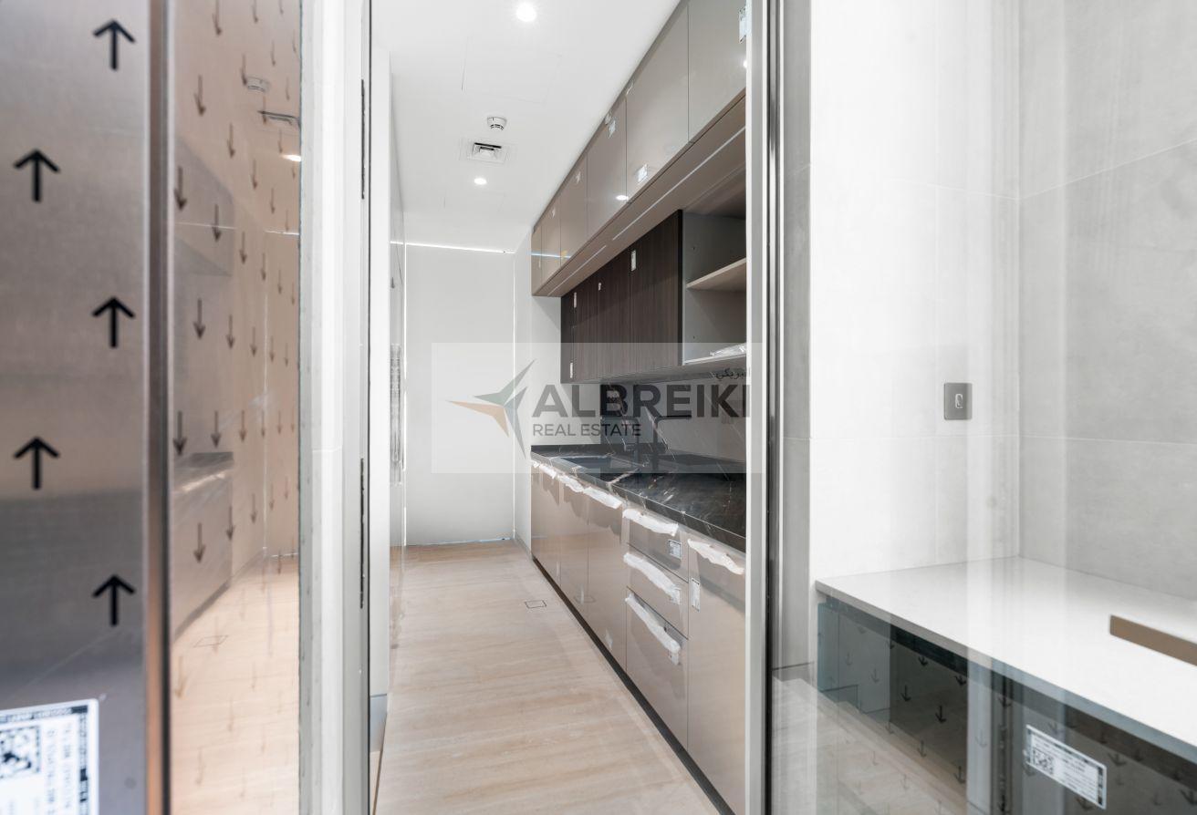 Brand New 5 BR| Iconic Design| Luminous Interior photo 16