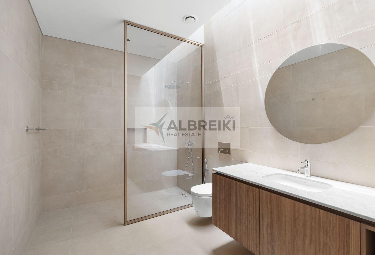 Brand New 5 BR| Iconic Design| Luminous Interior photo 7