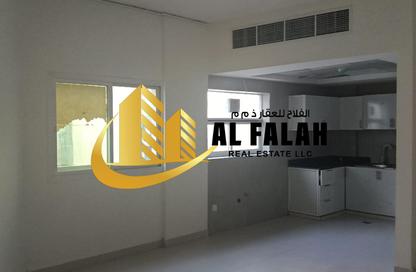 Apartment - Studio - 1 Bathroom for rent in Bu Tina - Al Sharq - Sharjah Apartment - Studio - 1 Bathroom for rent in Bu Tina - Al Sharq - Sharjah