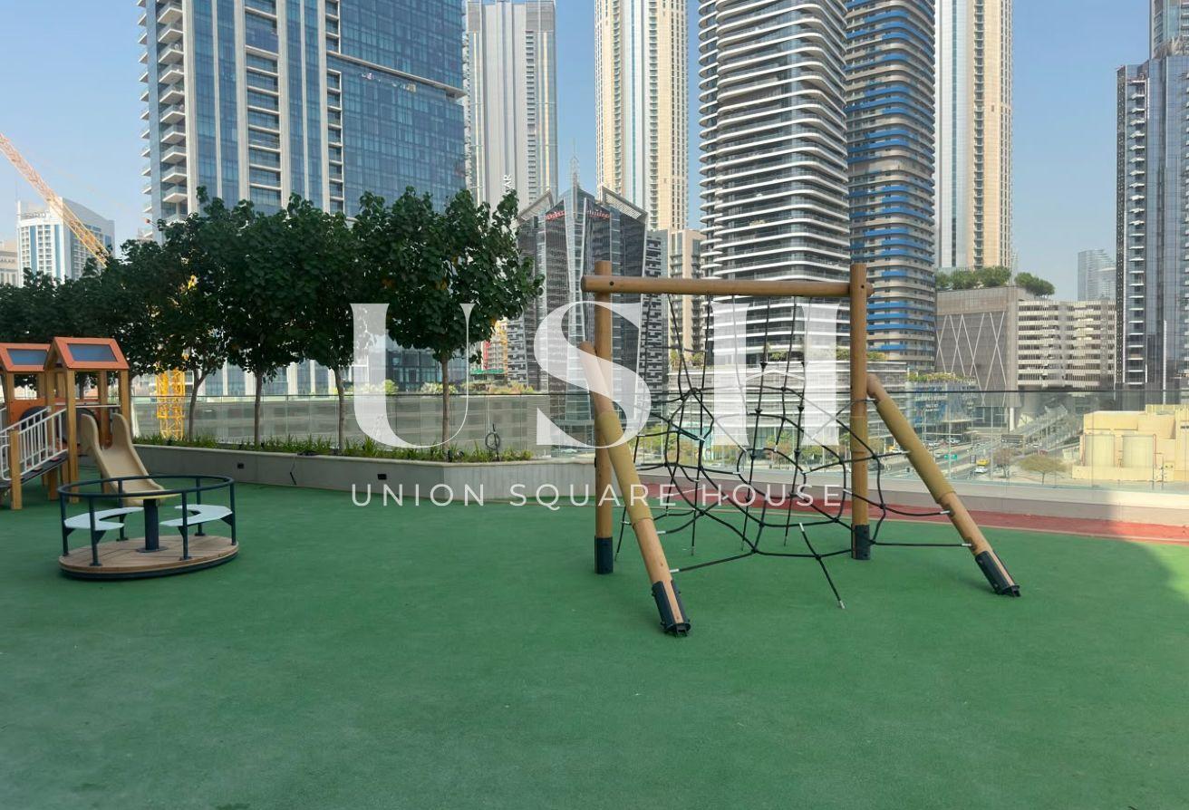 Available from 24th Sept | High Floor | Canal View photo 20