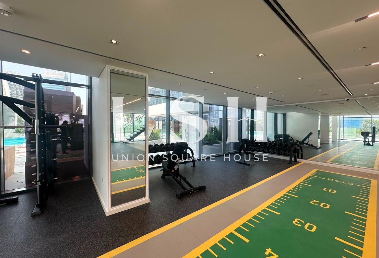 Available from 24th Sept | High Floor | Canal View photo 24