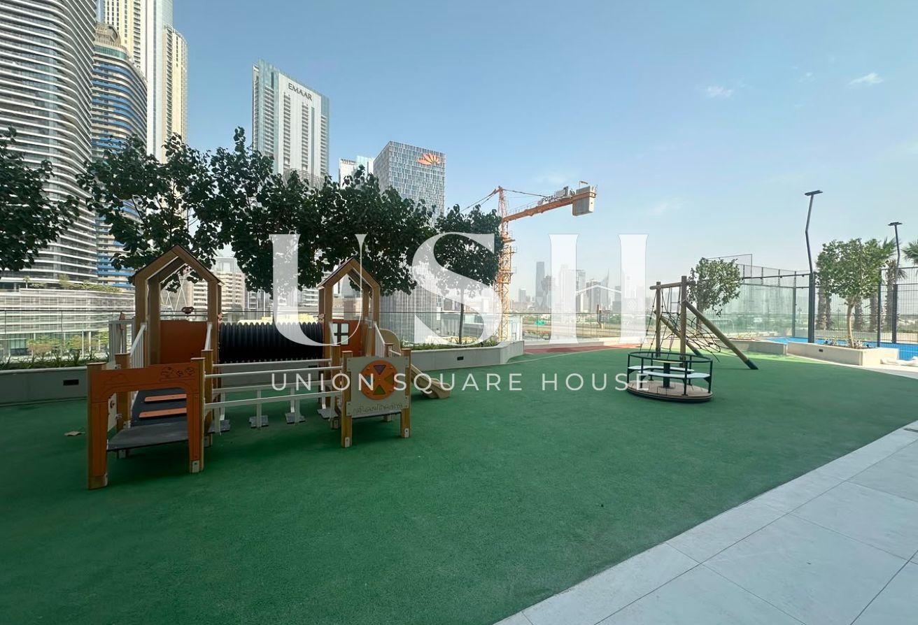 Available from 24th Sept | High Floor | Canal View photo 22