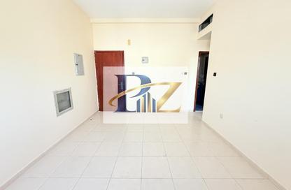Apartment - 1 - 1 for rent in Muwailih Building - Muwaileh - Sharjah