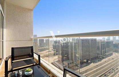 Apartment - Studio - 1 Bathroom for rent in Burj Al Nujoom - Downtown Dubai - Dubai