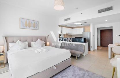 Apartment - Studio - 1 Bathroom for rent in Burj Al Nujoom - Downtown Dubai - Dubai