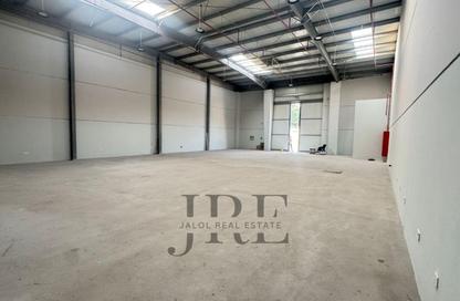 Warehouse - Studio - 4 Bathrooms for rent in Al Sajaa Industrial - Al Sajaa - Sharjah