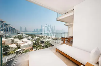 Apartment - 3 Bedrooms - 4 Bathrooms for rent in Five Palm Jumeirah - Palm Jumeirah - Dubai