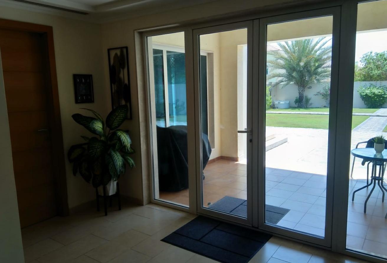 Unfurnished 3BR+Maid | independent Villa photo 4