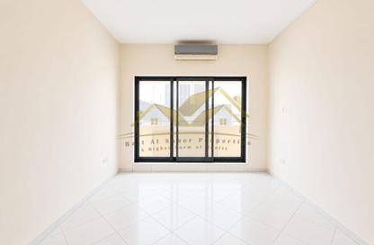 Apartment - 2 Bedrooms - 2 Bathrooms for rent in Al Karama - Dubai