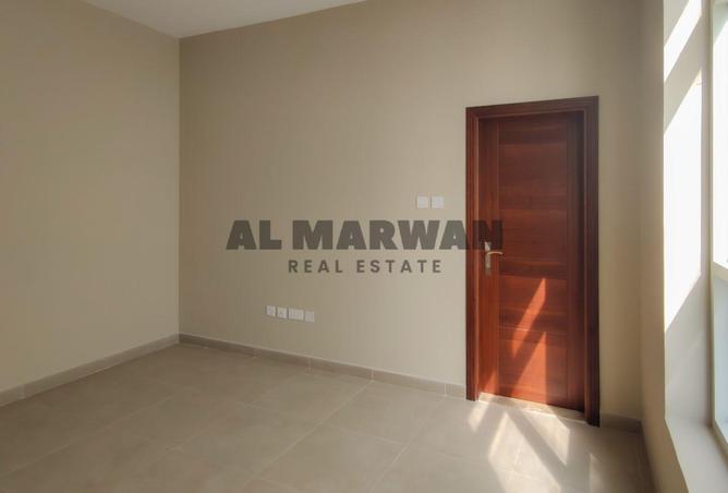 127492260 - Property Image 3