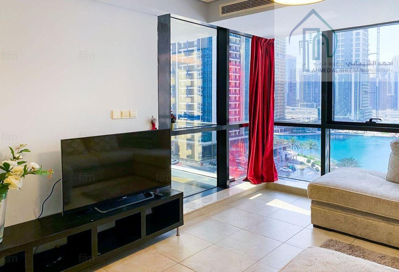 Spacious | Close To Metro |Vacant | Furnished photo 7