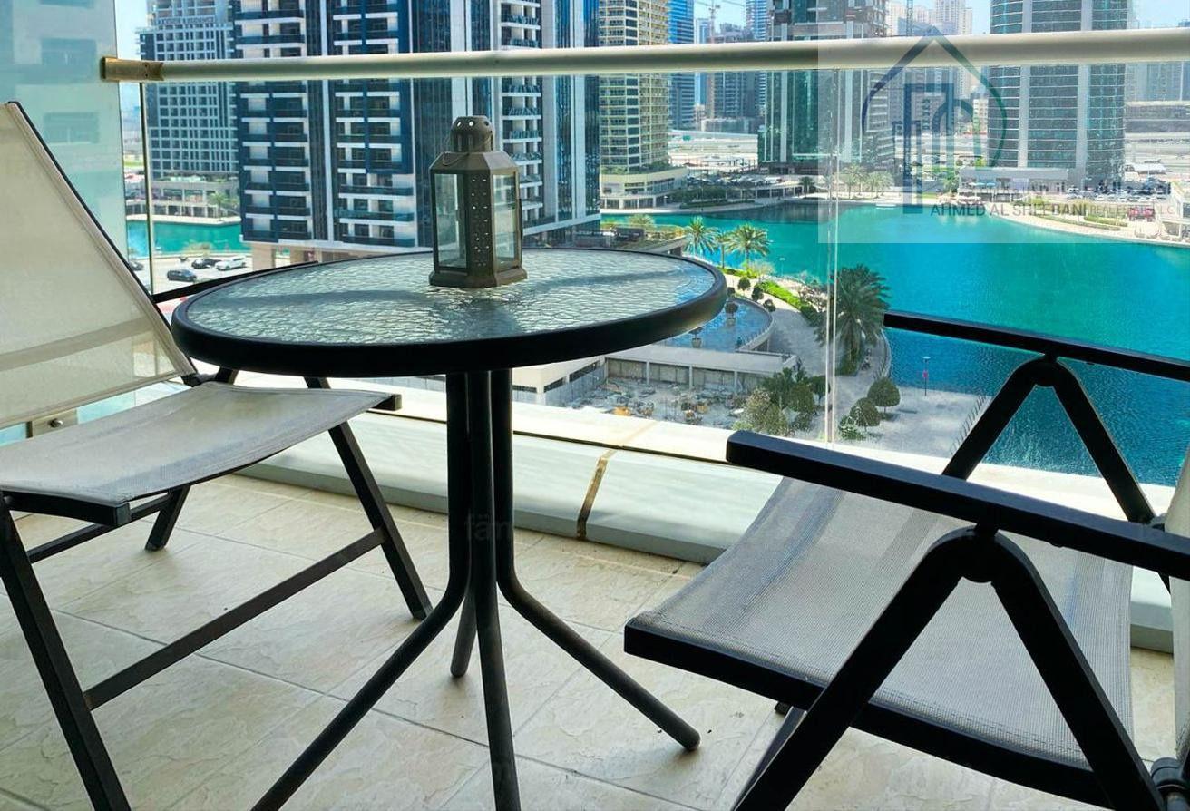 Spacious | Close To Metro |Vacant | Furnished photo 12