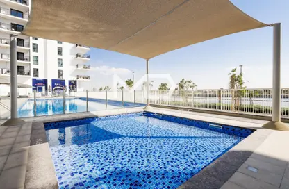 Apartment - 1 Bedroom - 2 Bathrooms for rent in Waters Edge - Yas Island - Abu Dhabi