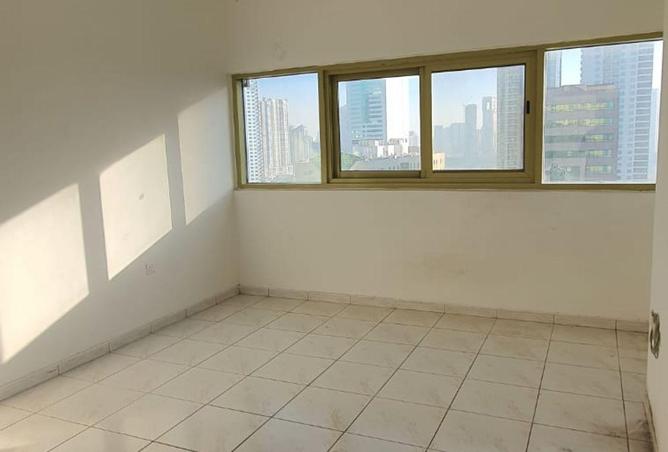 53577037 - Property Image 2