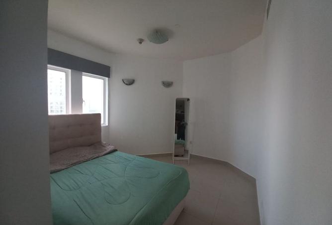Vibrant 2BHK | Metro proximity | Ready to move photo 2