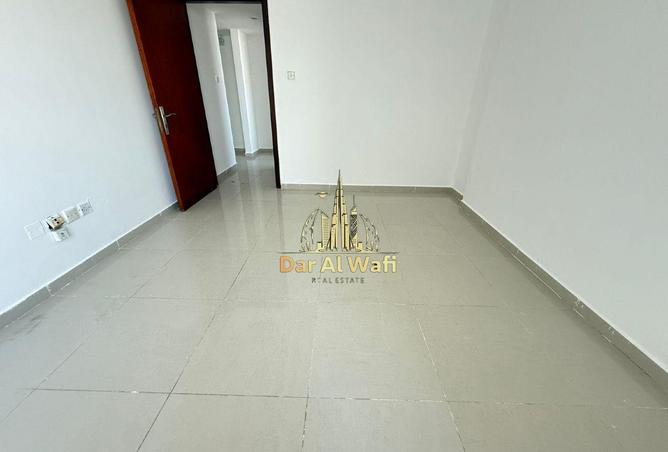 76965997 - Property Image 3