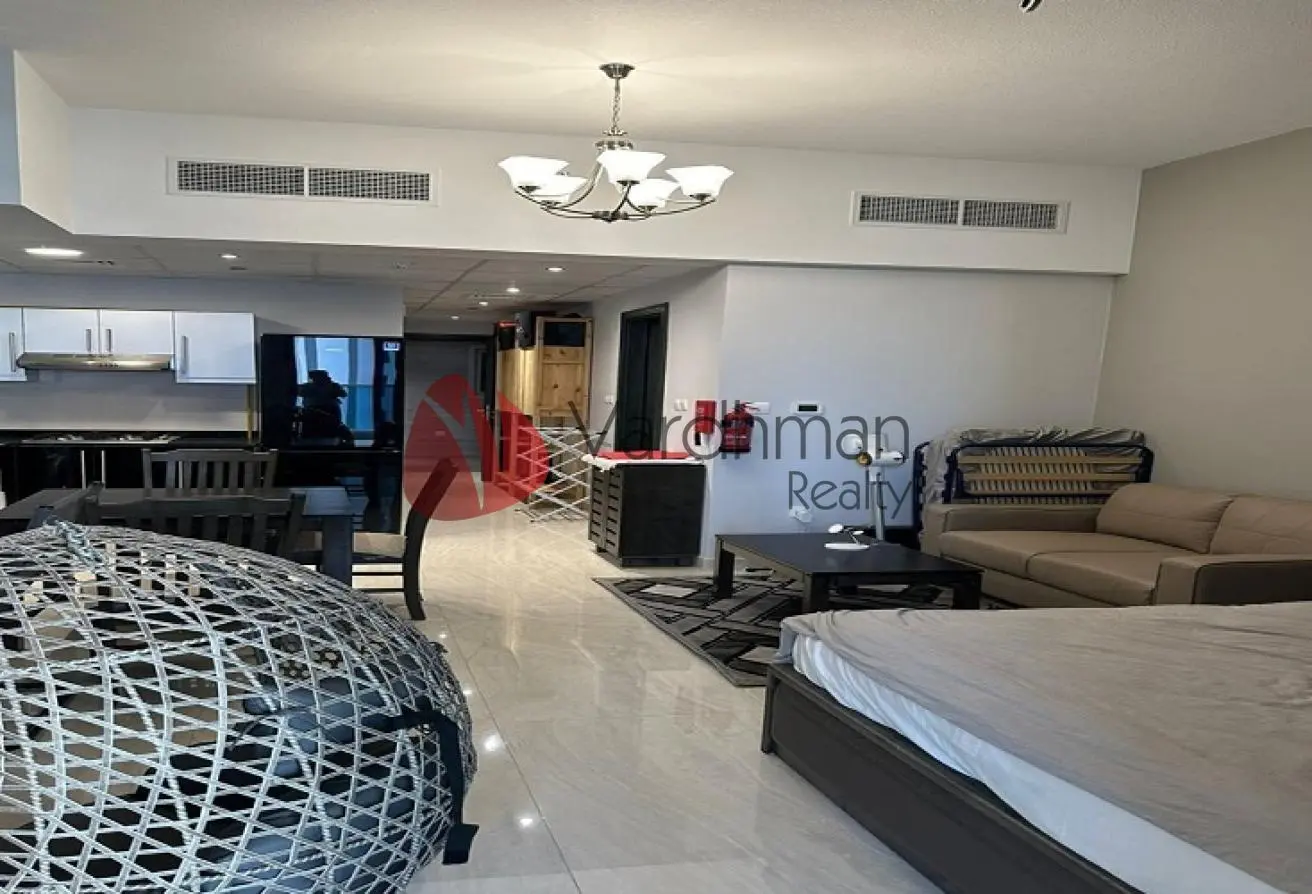 156085026 - Property Main Image