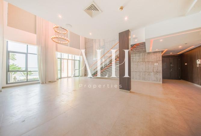 4-bed penthouse in The Royal Oceanic · Duplex · Sea view — photo 3