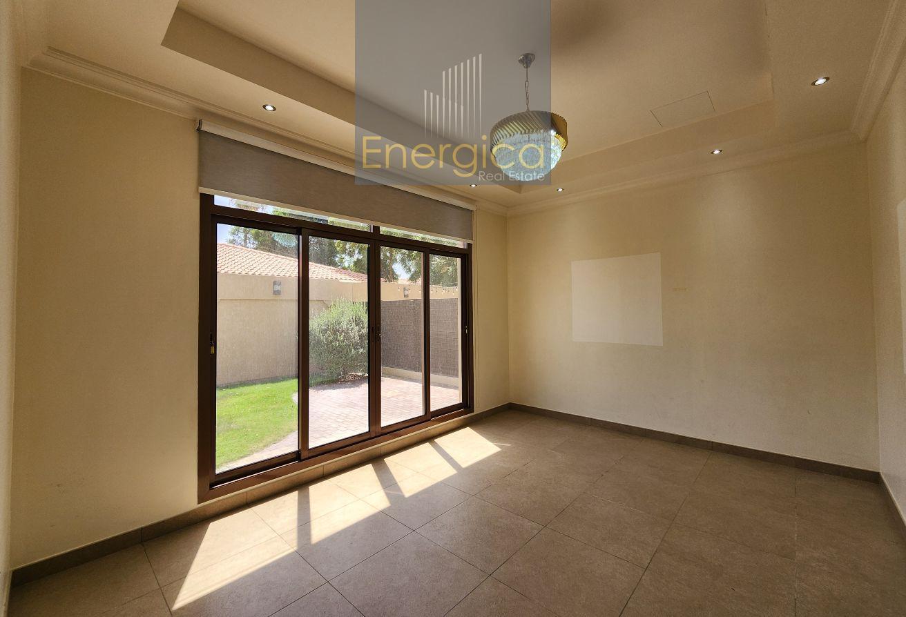 Modern 4BR Villa | Private Garden | Study Room photo 18