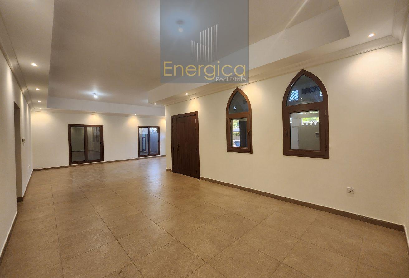 Modern 4BR Villa | Private Garden | Study Room photo 5