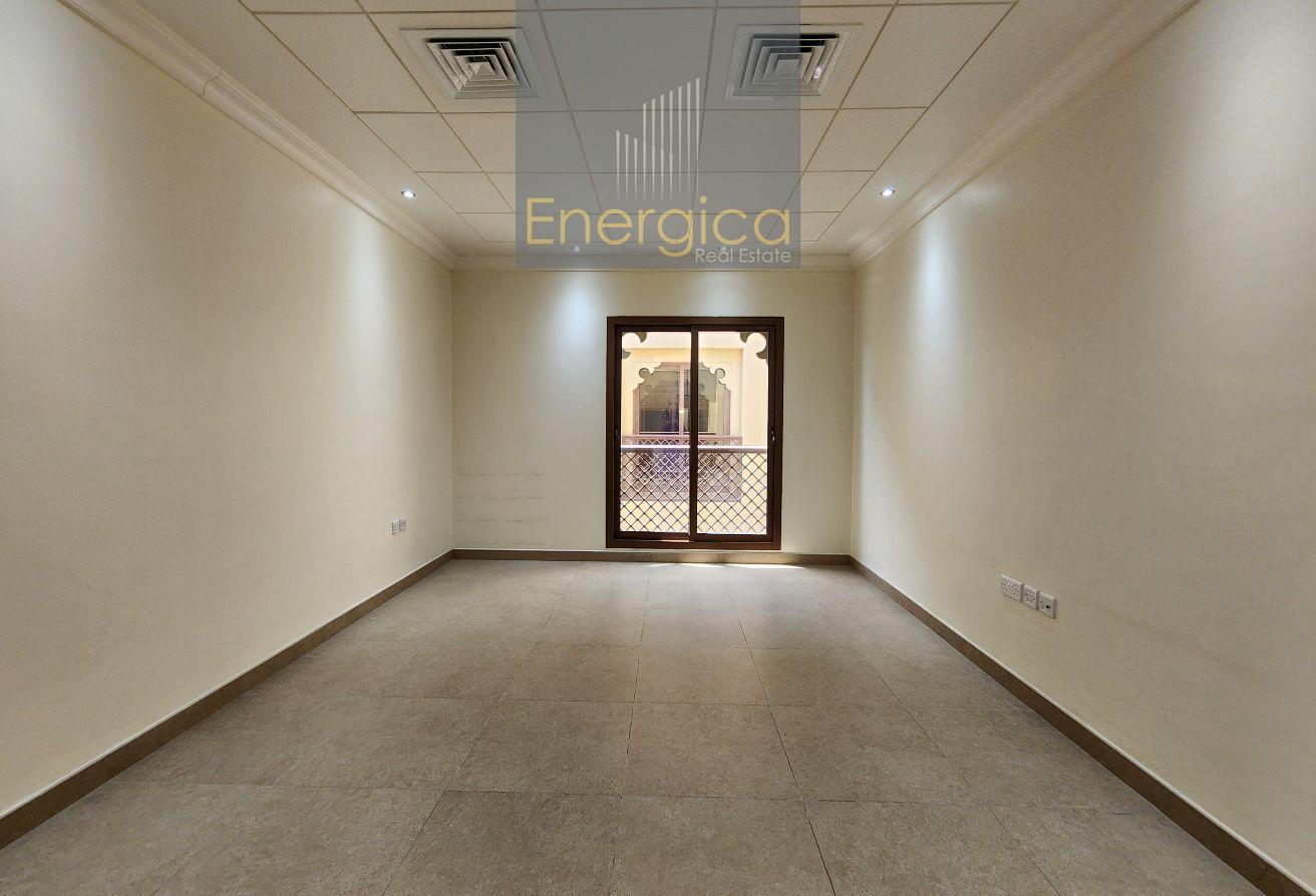 Modern 4BR Villa | Private Garden | Study Room photo 12