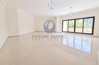 Apartment - 3 - 4 for rent in Garhoud Views - Al Garhoud - Dubai