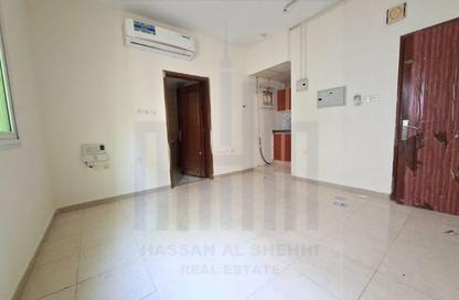 Apartment - Studio - 1 Bathroom for rent in Muwaileh - Sharjah Apartment - Studio - 1 Bathroom for rent in Muwaileh - Sharjah