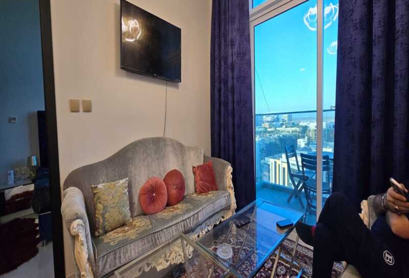 FULLY FURNISHED | PRIME LOCATION | AMAZING VIEW gallery image