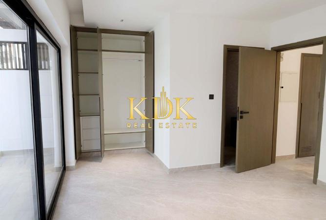 83213316 - Property Image 2