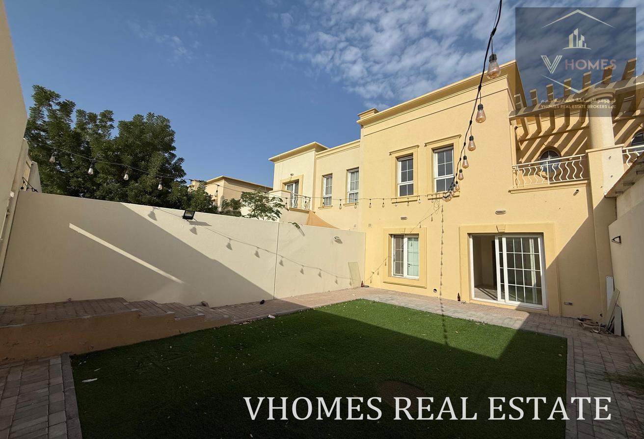 TYPE 4M | UPGRADED | LANDSCAPED GARDEN photo 17