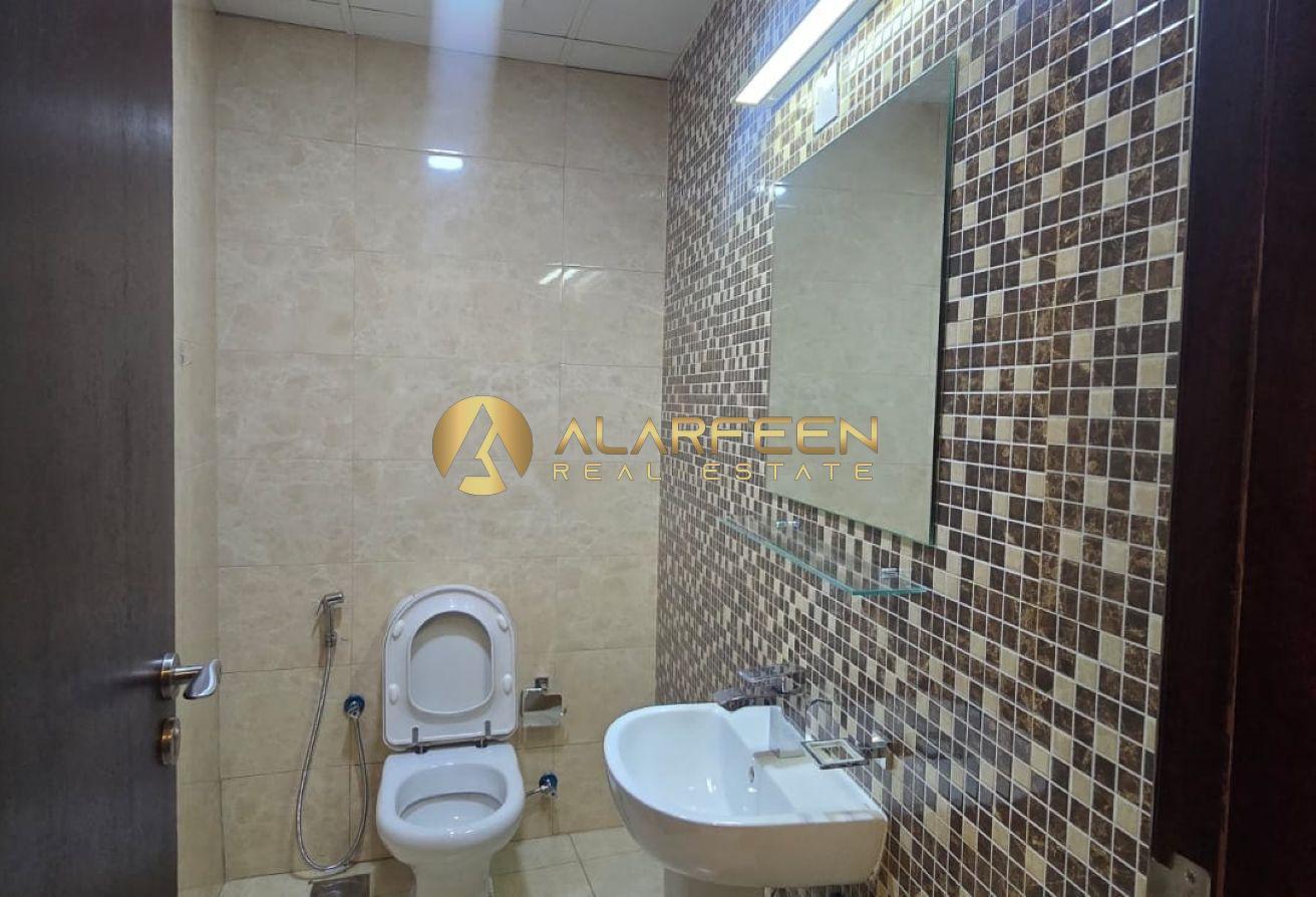 Spacious 1 Bedroom| Huge Layout | Prime Location photo 12