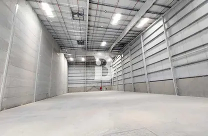 Warehouse - Studio for rent in Al Markaz Industrial Development - Al Dhafrah - Abu Dhabi