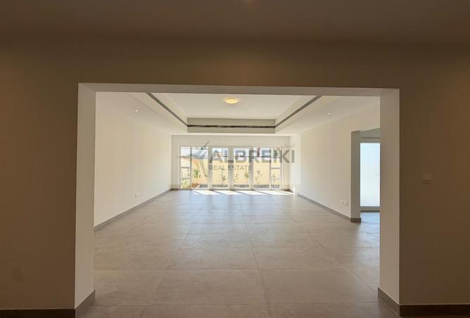 112830914 - Property Image 3
